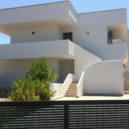 בית נופש Piscina 24 Posti Letto