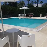 Piscina 24 Posti Letto Dom wakacyjny