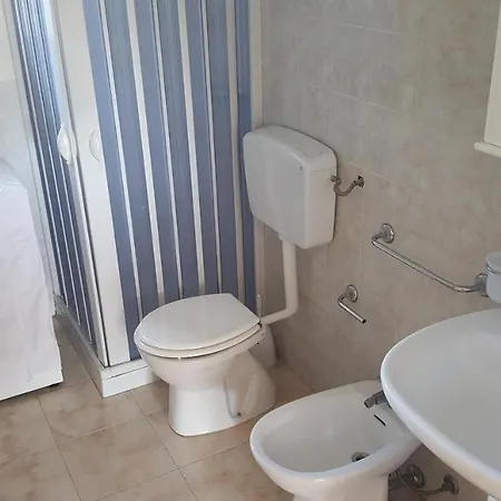 Piscina 24 Posti Letto