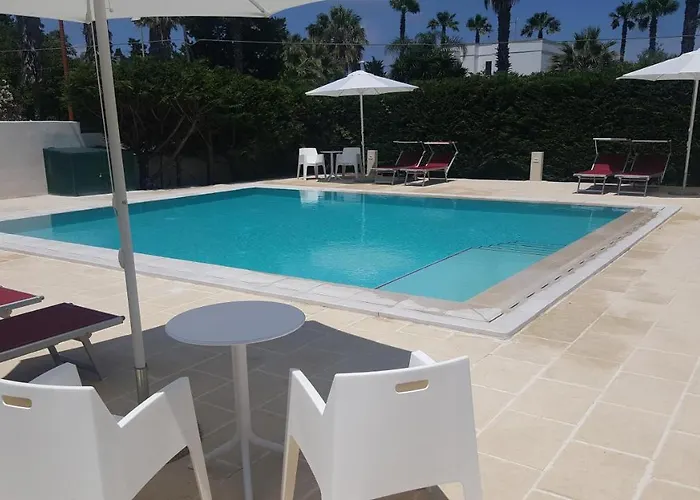 Piscina 24 Posti Letto * Torre dell'Orso