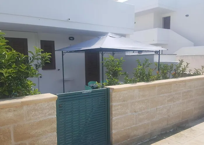 Piscina 24 Posti Letto Ferienhaus *